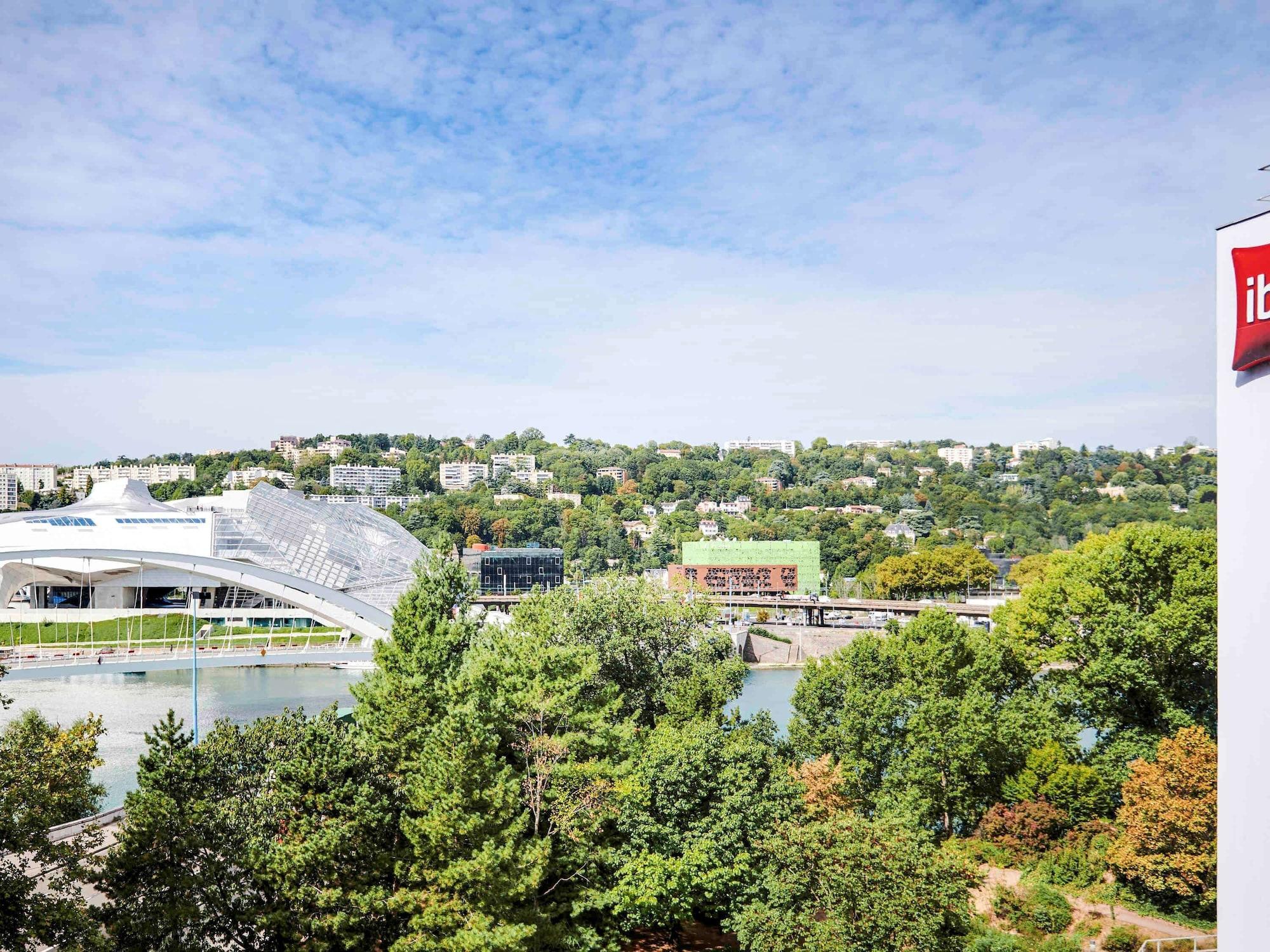 Ibis Lyon Gerland Musee Des Confluences Εξωτερικό φωτογραφία